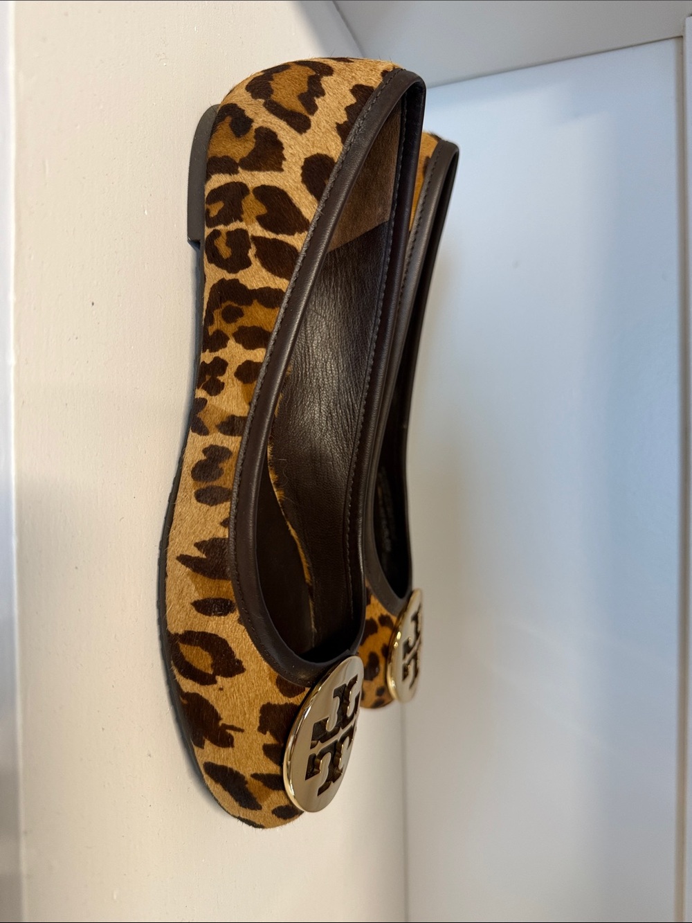 Tory Burch Leopard-Print Flats with Gold Logo Medallions - Picture 2 of 6